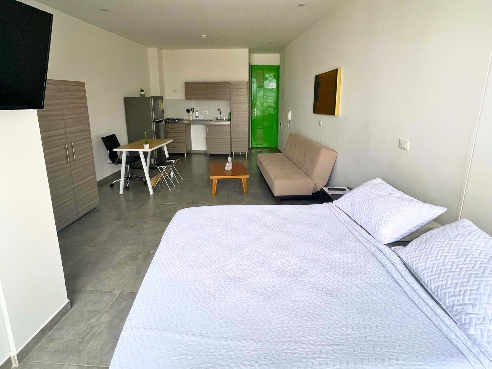 Soho Luxury Suites 亚美尼亚 外观 照片